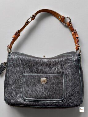 Coach Black Pebbled Leather Chelsea Turnlock Shoulder Bag 8A38
